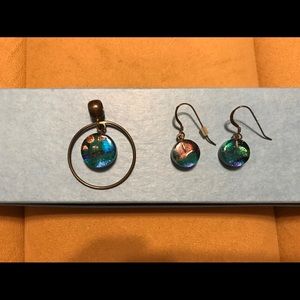 Earring and necklace set